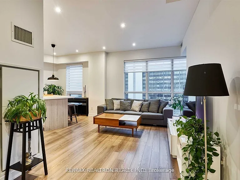 60 Berwick Ave #1507 — Photo 10