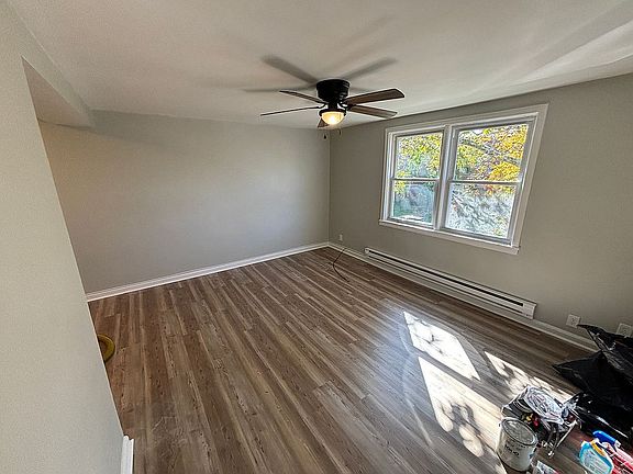 3rd image of 3205 W 2nd St