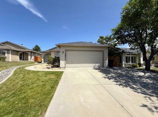 882 Valley Vista Dr, Carson City, NV
