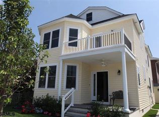 7 S Brunswick Ave, Margate, NJ 08402