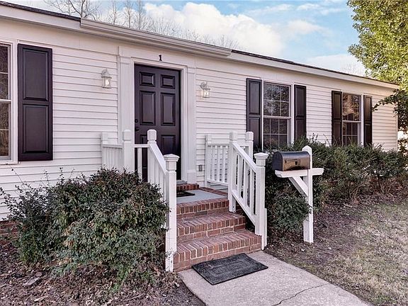 2nd image of 1 Miller Rd