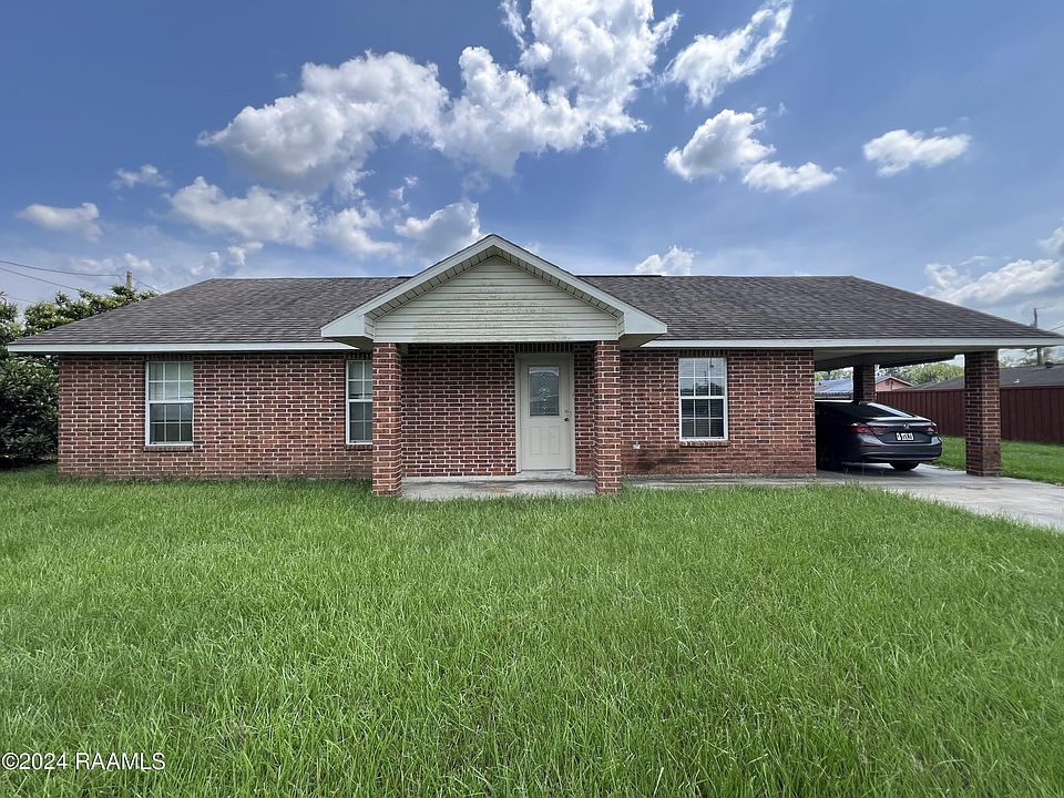 1st image of 1407 Iris Dr