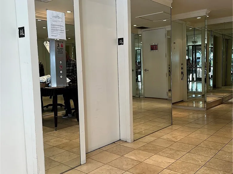 10747 Wilshire Blvd #505 — Photo 3