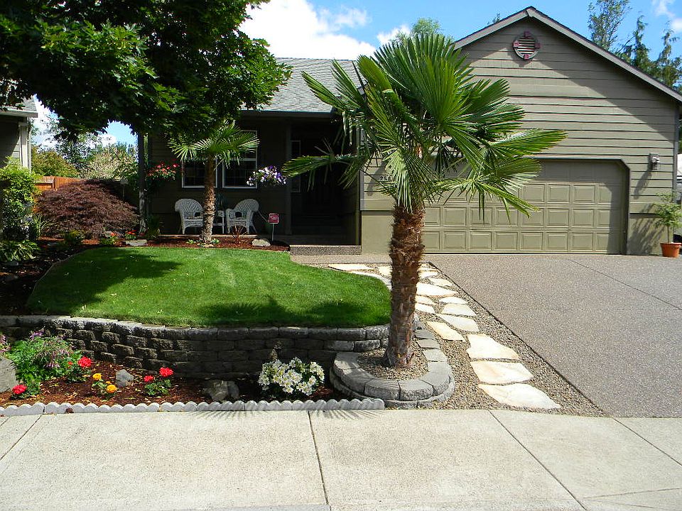 1st image of 2567 Hoodoo Dr NW