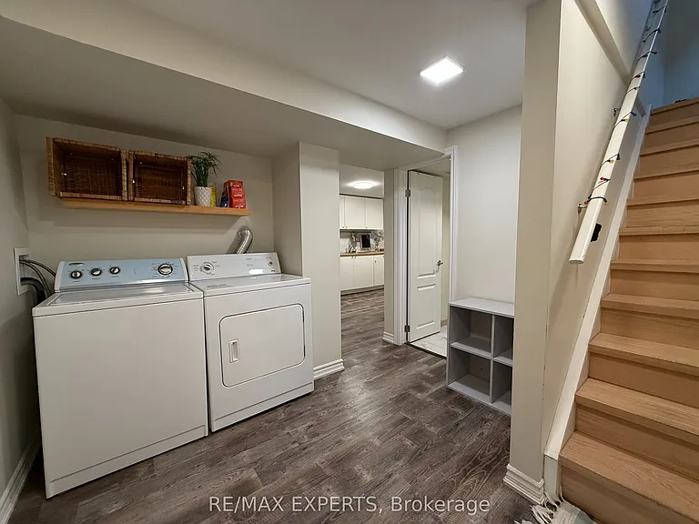 4 McNairn Ct #BASEMENT — Photo 5