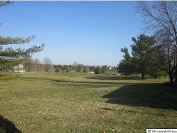 1A John Adams Ct, Monroe Township, NJ 08831