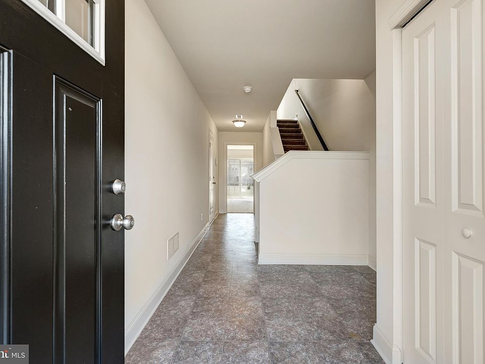 1st image of 1417 Carrick Ct Lot 30
