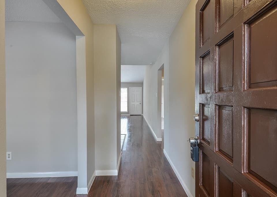 1st image of 408 Brookdale Dr #0
