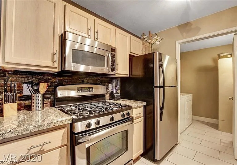 950 Seven Hills Dr #2524 — Photo 3