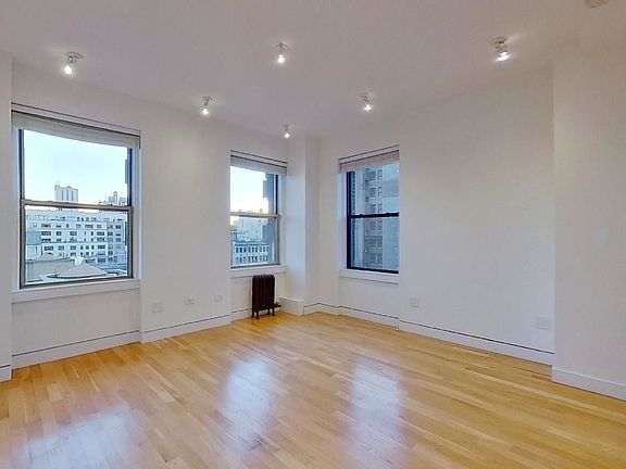 4th image of 31 Union Sq W APT 13D