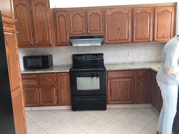 2nd image of 9900 NW 5th Ct