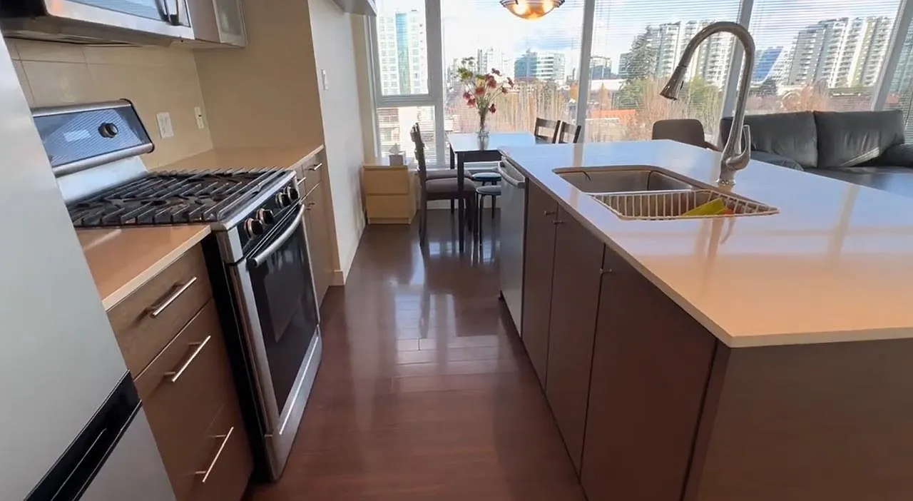 2 bed, 864 sqft, $2,900 — Photo 4