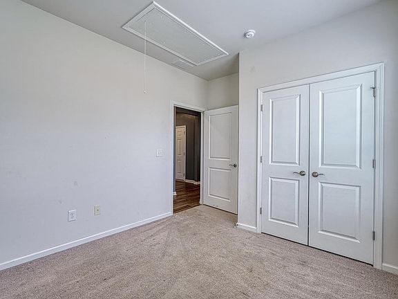 5th image of 542 New Cut Meadows Rd