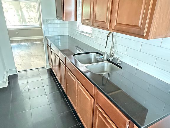 2nd image of 4285 Pepper Rd #1