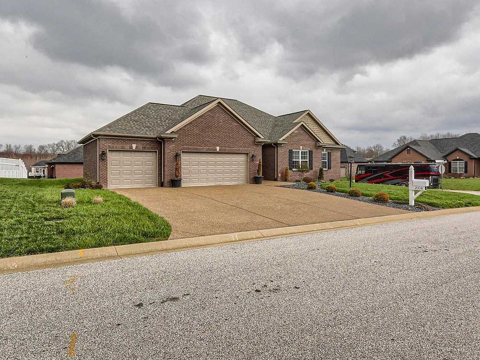 1st image of 2338 Stapelton Dr