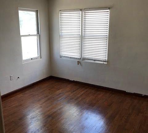 2nd image of 509 S Olive St
