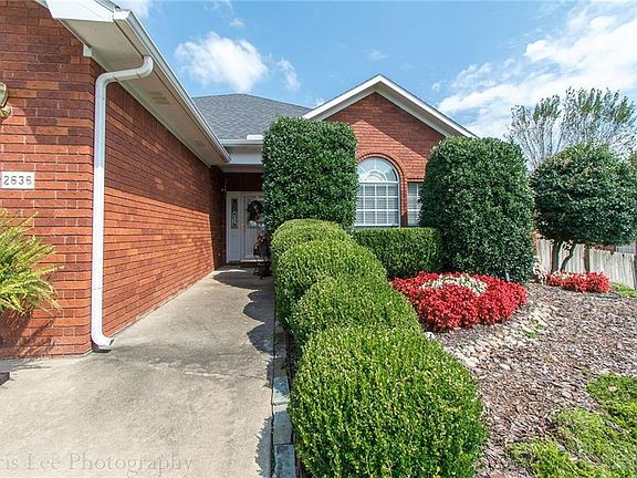 3rd image of 2636 E Dewberry Ct