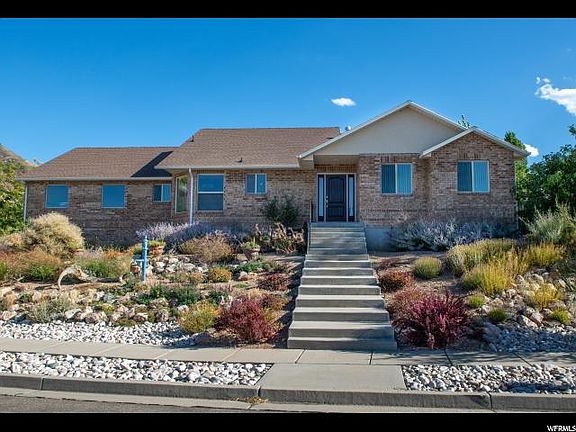 4th image of 728 Vista Cir