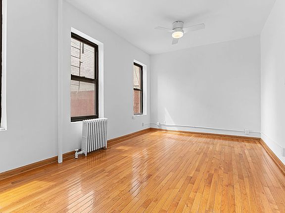 3rd image of 2146 Cortelyou Rd APT 1R