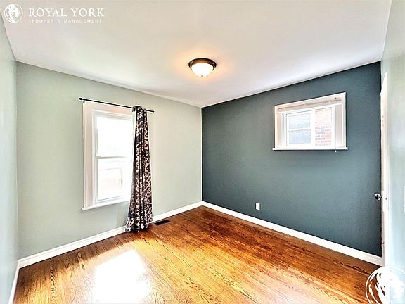 5th image of 2289 Louis Ave