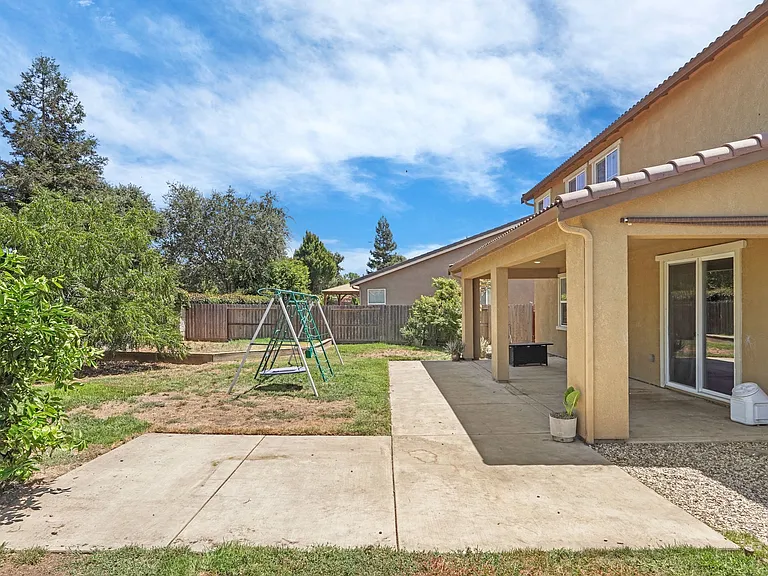 McCauley Way — Photo 14