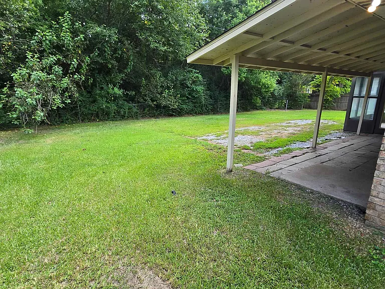 405 E Ridge Dr — Photo 6