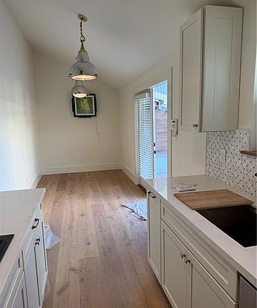 5th image of 724 3rd St