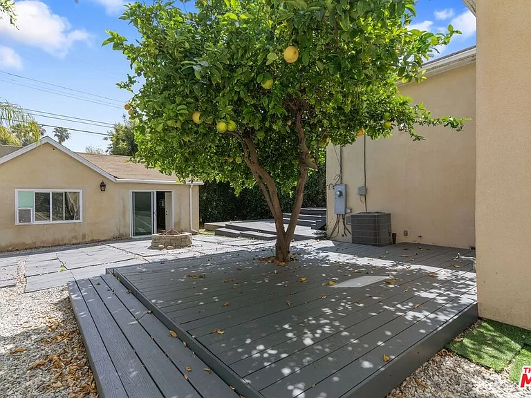 1112 S Highland Ave — Photo 19