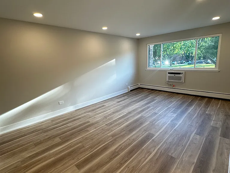 5306 N Cumberland Ave #212 — Photo 14