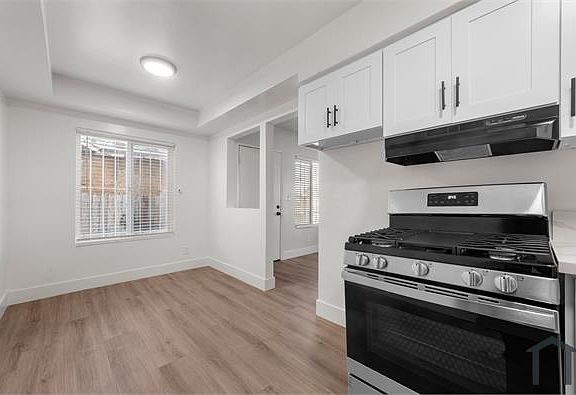 5th image of 3212 W 60th St #5