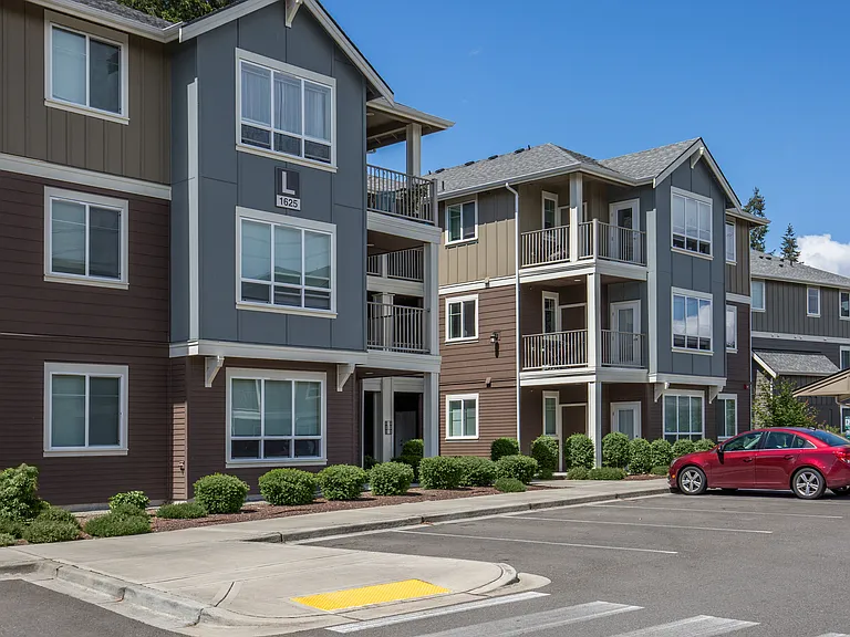 Creekside Village — Photo 36