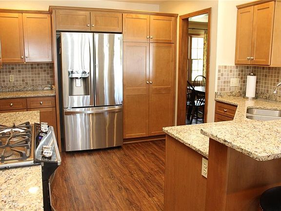 5th image of 8668 Lynmar Dr