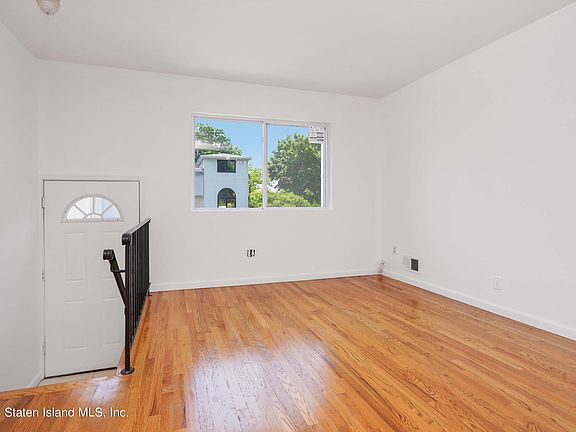 2nd image of 29 Duane Ct