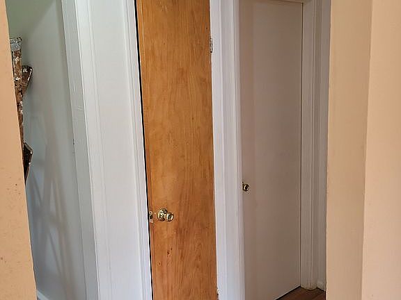 2nd image of 7460 Rockdale