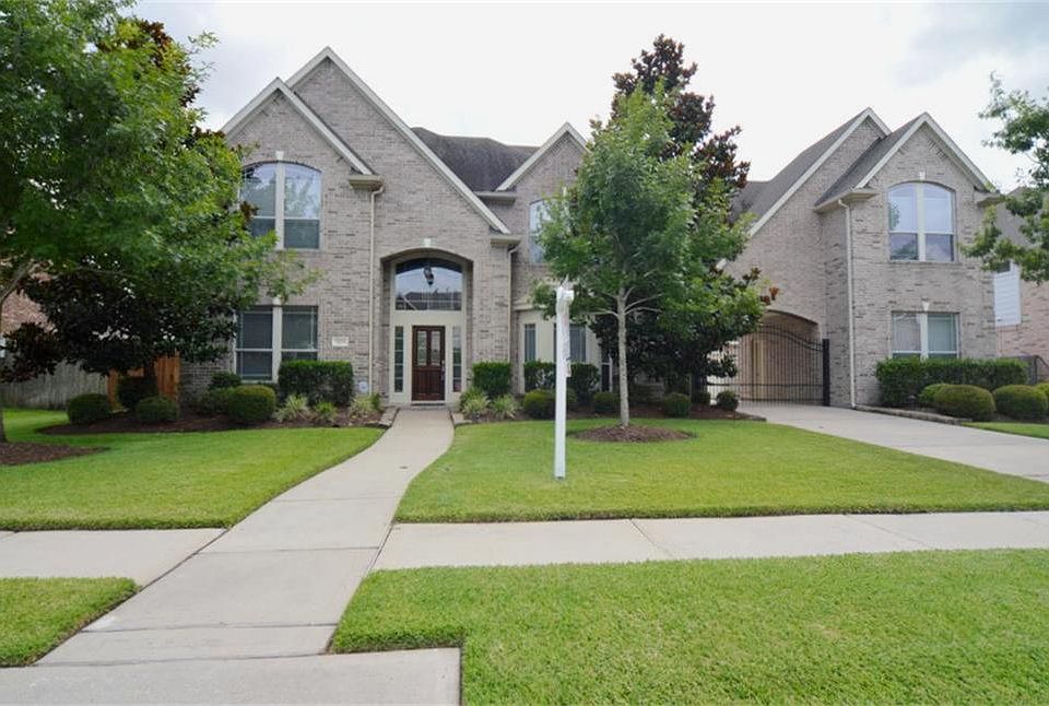 1st image of 3205 Duchess Park Ln