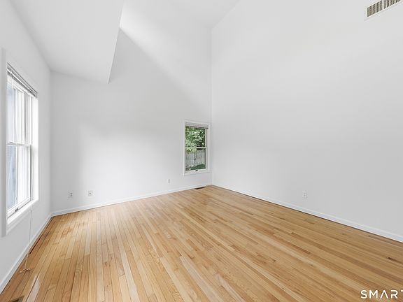 4th image of 145 Weed Street