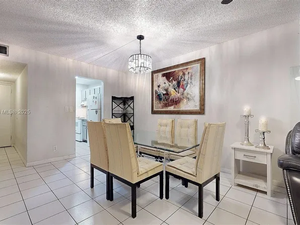 4153 NW 90th Ave APT 103, Coral Springs, FL 33065