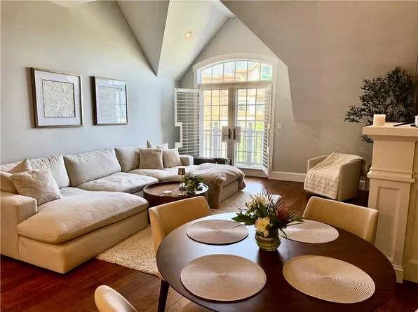 1000 Chapel View Blvd Unit 311, Cranston, RI 02920
