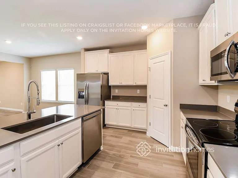 11393 Oyster Creek Rd — Photo 6
