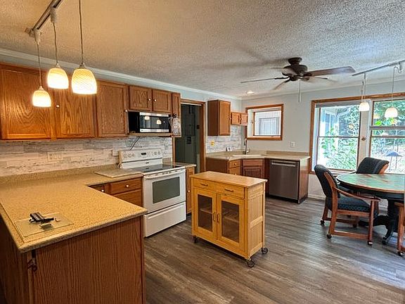 5th image of 4309 N Ruppert Rd