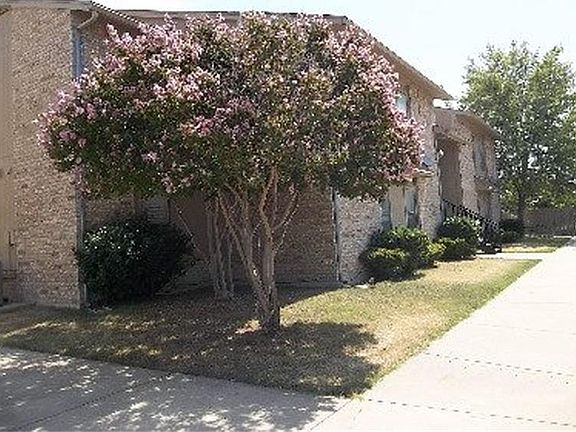 3rd image of 333 Highland Ave