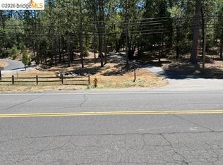 18985 Ferretti Rd, Groveland, CA 95321
