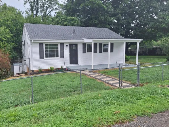 4034 Maine Ave NW, Roanoke, VA 24017