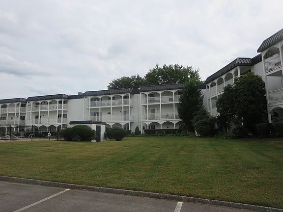 2nd image of 5709 Lyons View Pike APT 1219