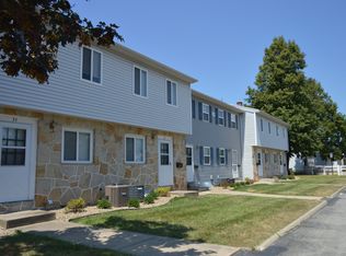 Greenbriar Village apartments, Youngstown, OH 44515