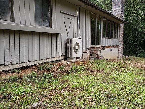 2nd image of 6909 Central Park Dr