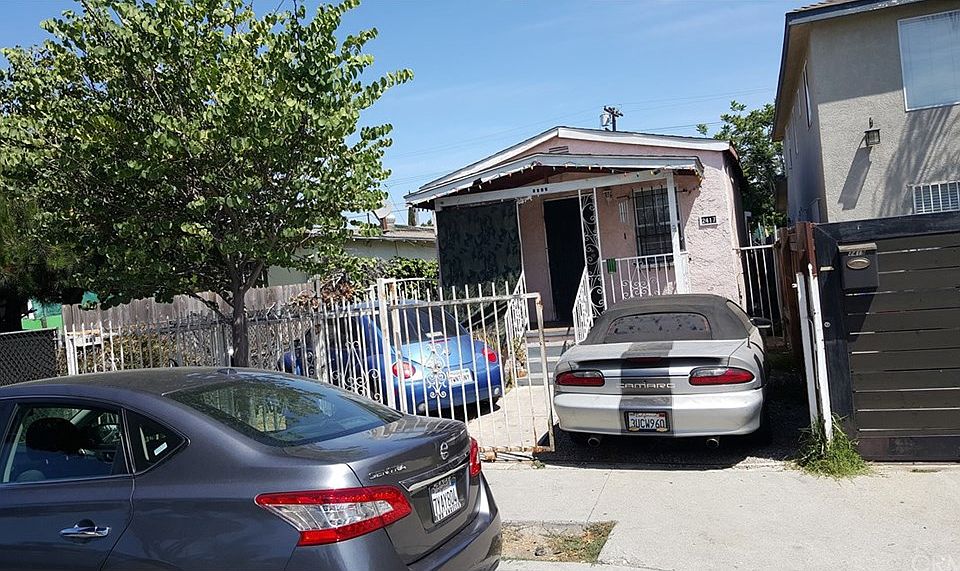 1st image of 2417 E 113th St