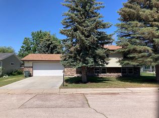 2508 Cascade Dr, Gillette, WY 82718