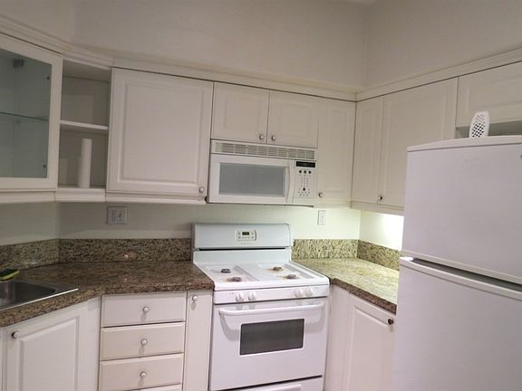 5th image of 450 N Horne St Unit E33