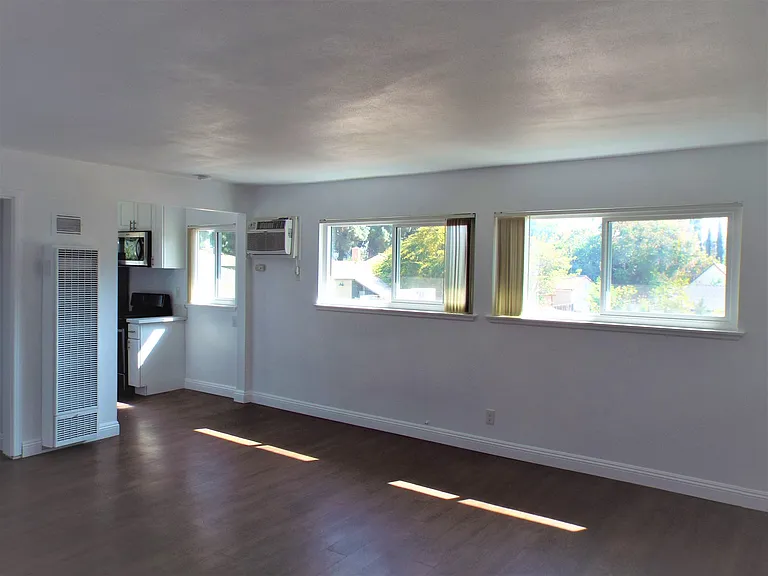 7918 Painter Ave #K — Photo 2